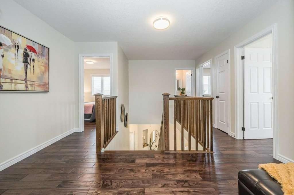 Comfortable Modern Room Near Ykf Airport III Kitchener Exteriér fotografie